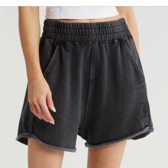 FP Movement By Free People Black All Star Sweat Shorts Small S - Picture 1 of 7